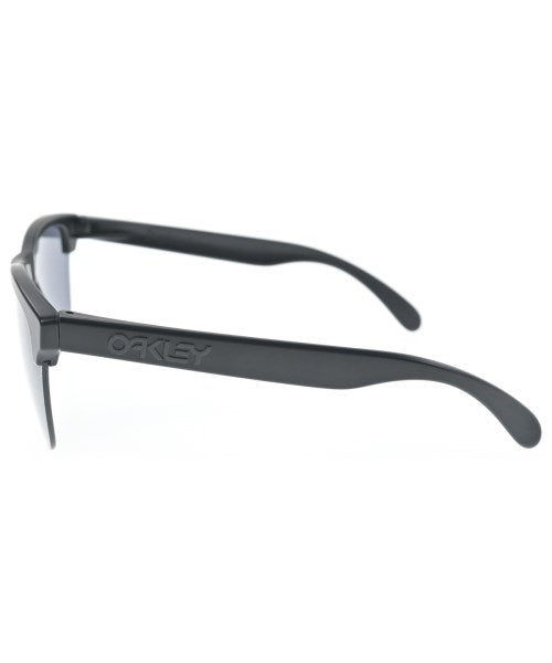 OAKLEY แว่นกันแดด