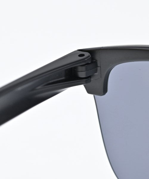 OAKLEY แว่นกันแดด