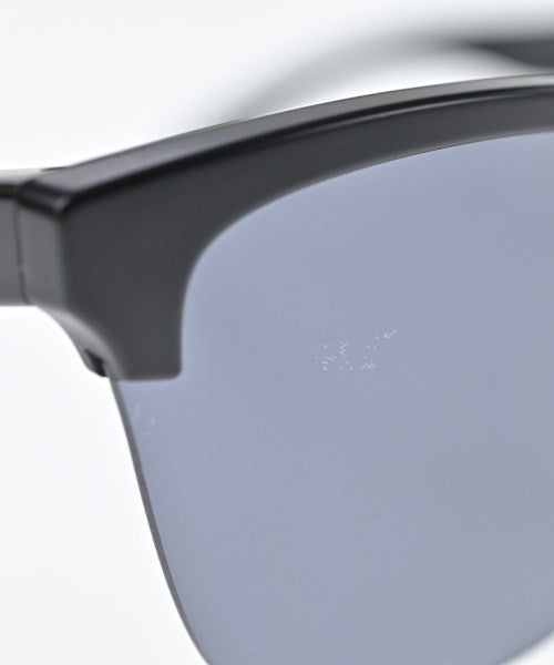 OAKLEY แว่นกันแดด