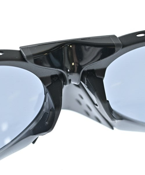 OAKLEY แว่นกันแดด
