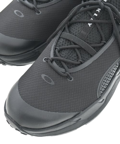 OAKLEY รองเท้าผ้าใบ