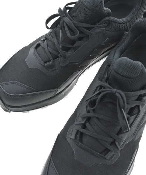 adidas รองเท้าผ้าใบ