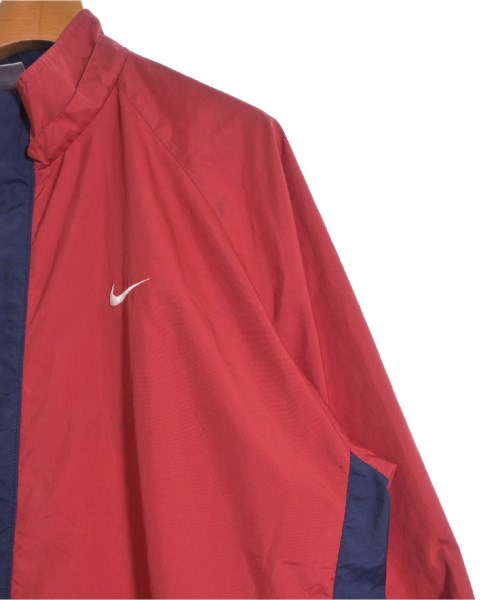 NIKE แจ็คเก็ตเบลาส์