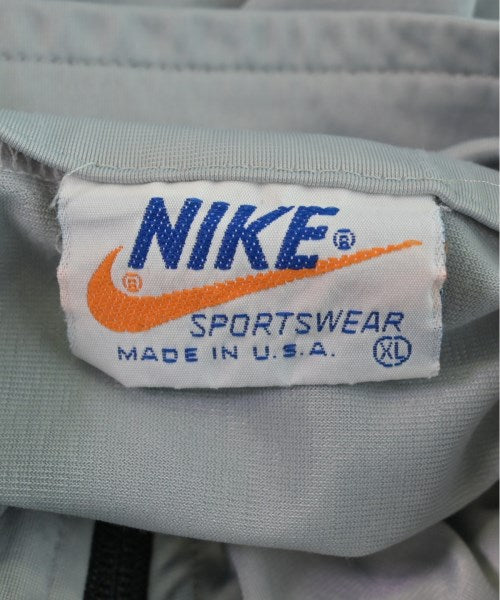 NIKE เสื้อสเวตเตอร์