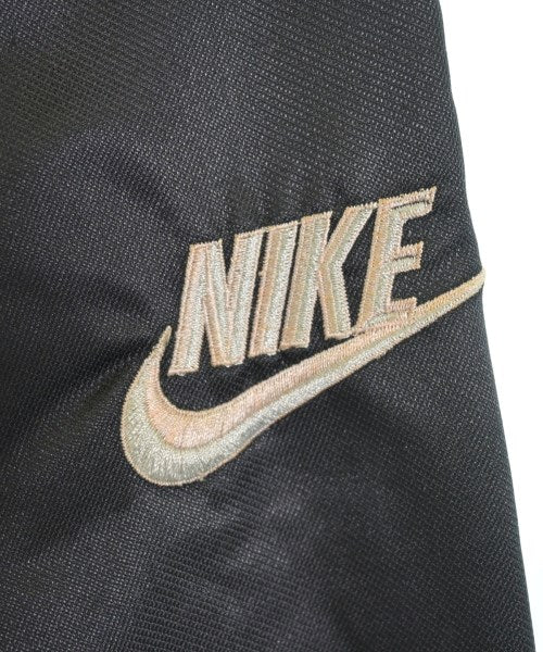 NIKE แจ็คเก็ตเบลาส์ อื่น