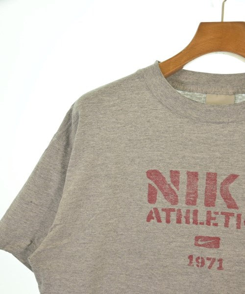 NIKE เสื้อยืด/เสื้อท็อปส์