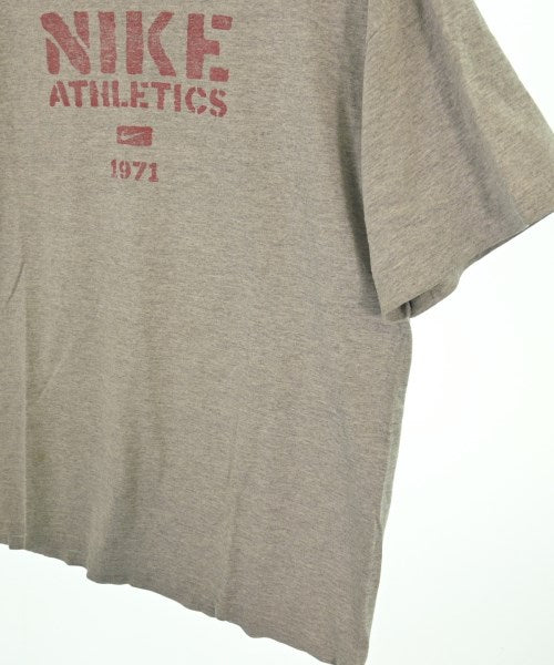 NIKE เสื้อยืด/เสื้อท็อปส์