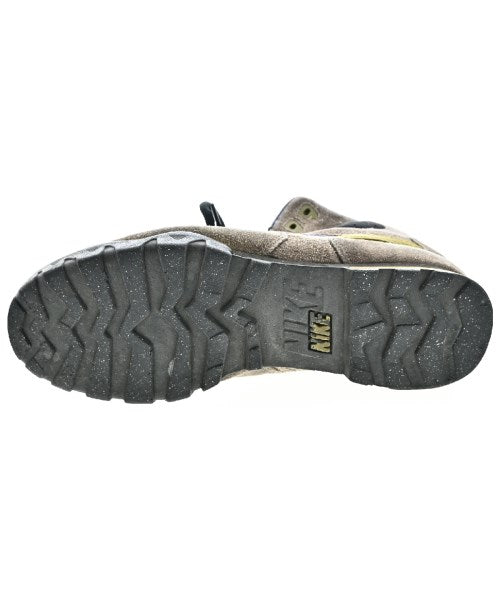 NIKE รองเท้าผ้าใบ