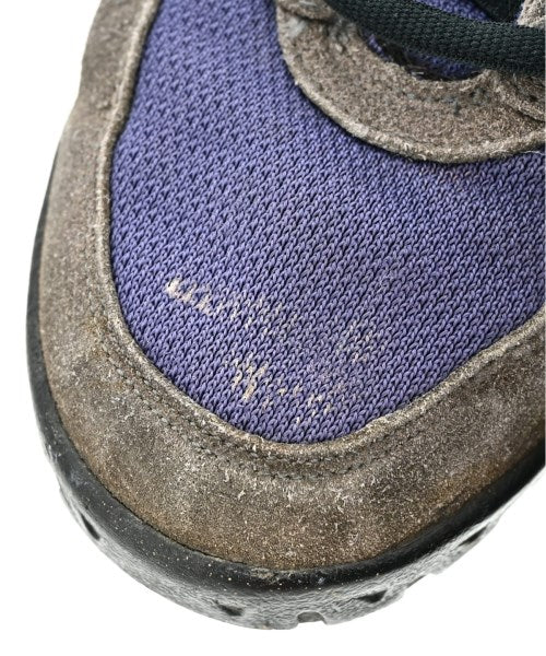 NIKE รองเท้าผ้าใบ