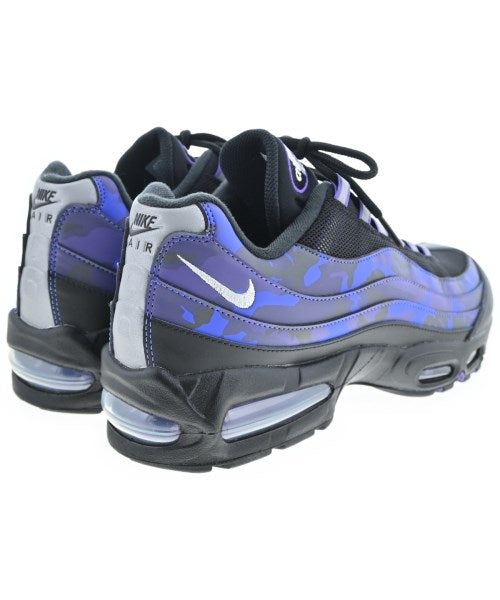 NIKE รองเท้าผ้าใบ