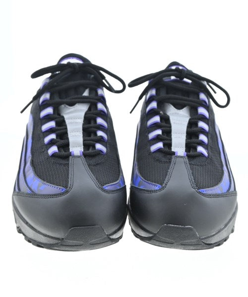 NIKE รองเท้าผ้าใบ