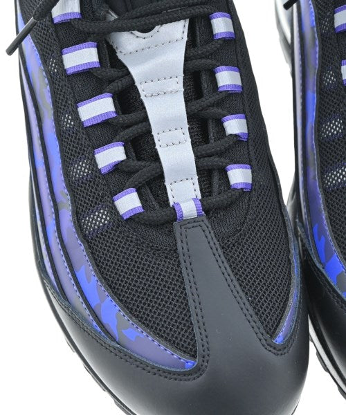 NIKE รองเท้าผ้าใบ