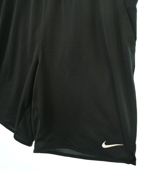 NIKE กางเกงขาสั้น