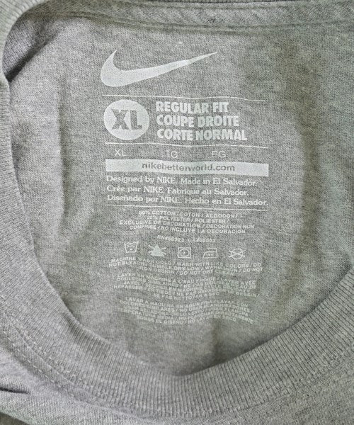 NIKE เสื้อยืด/เสื้อท็อปส์