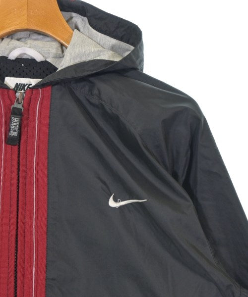 NIKE เสื้อพาร์กาภูเขา