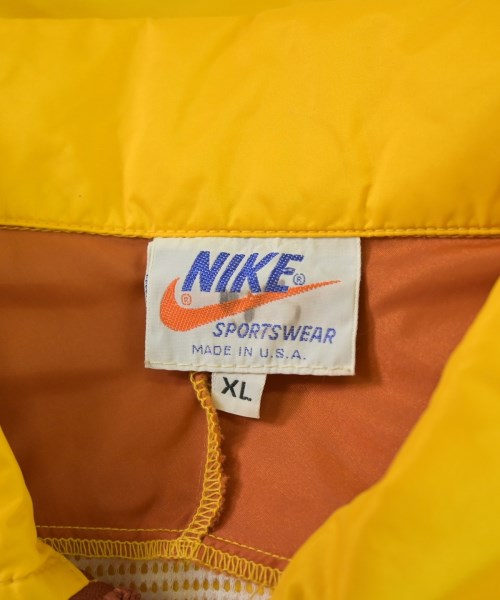 NIKE แจ็คเก็ตเบลาส์