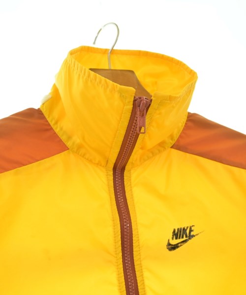 NIKE แจ็คเก็ตเบลาส์