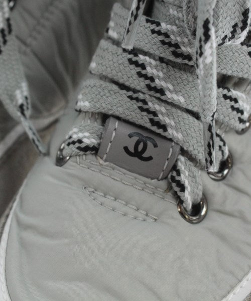 CHANEL รองเท้าผ้าใบ
