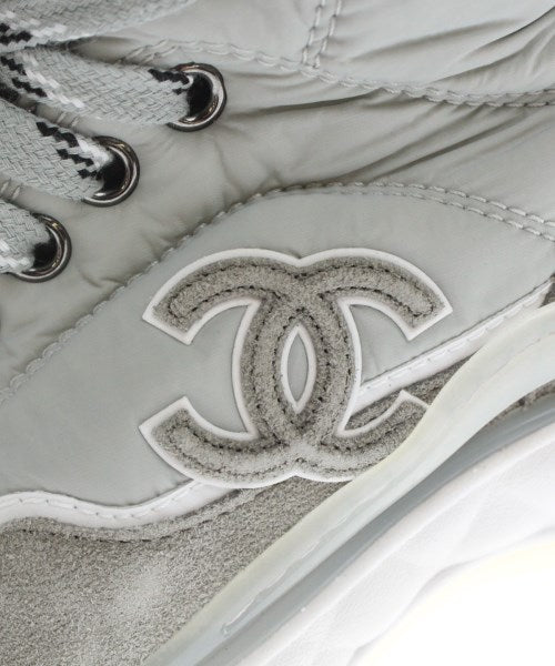 CHANEL รองเท้าผ้าใบ
