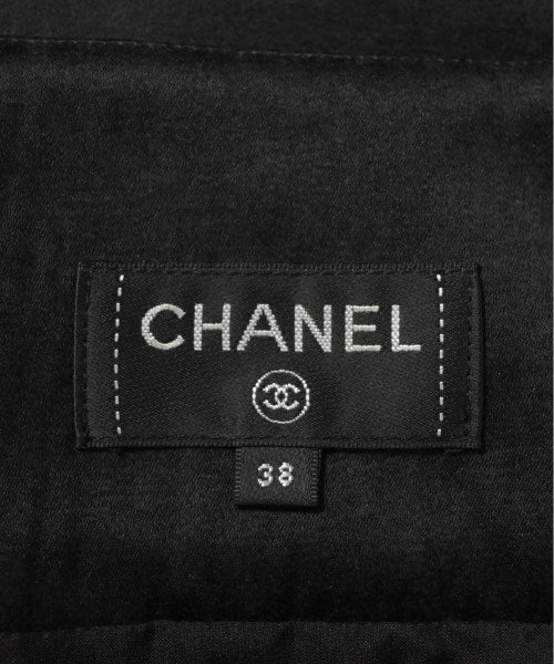 CHANEL กระโปรงยาวถึงเข่า