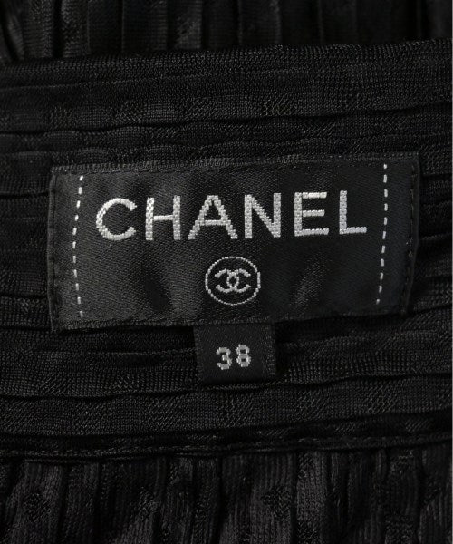 CHANEL กระโปรงยาวถึงเข่า