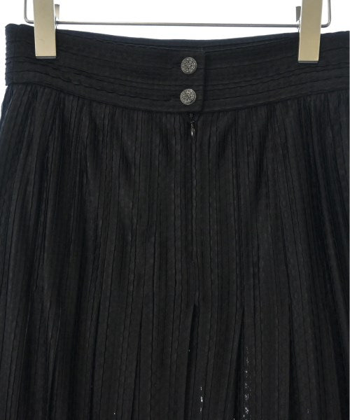 CHANEL กระโปรงยาวถึงเข่า