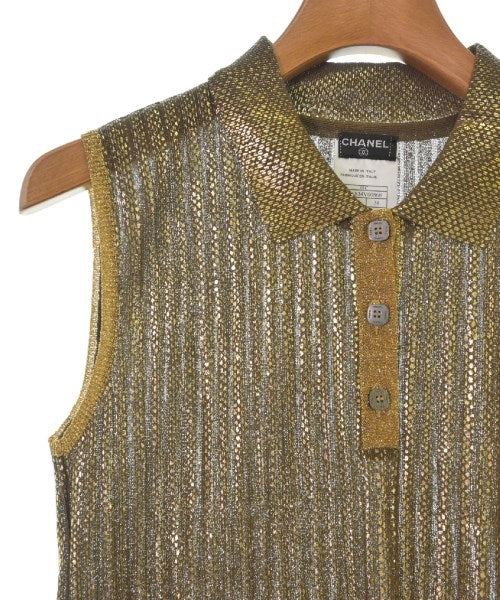 CHANEL เสื้อแขนกุด