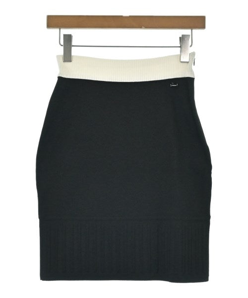 CHANEL กระโปรงยาวถึงเข่า