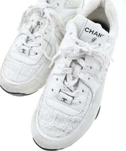 CHANEL รองเท้าผ้าใบ