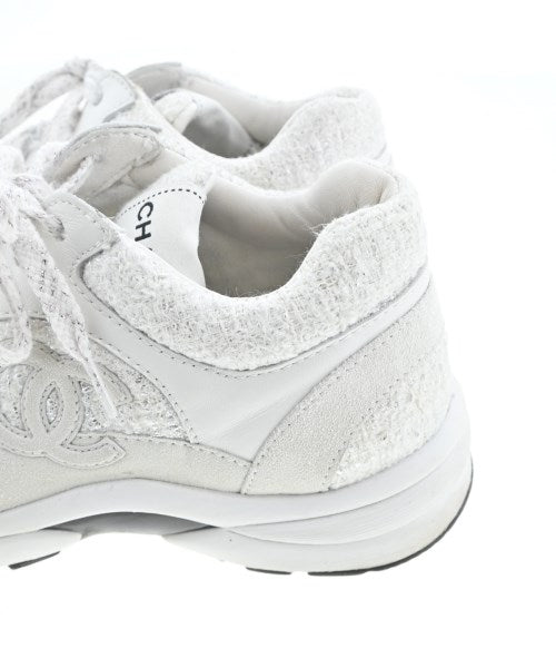 CHANEL รองเท้าผ้าใบ