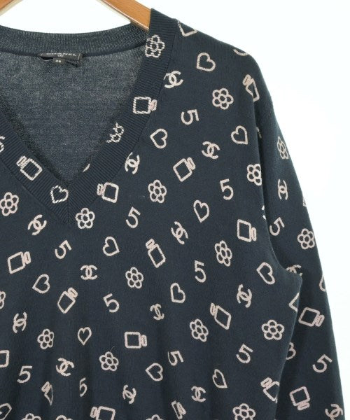 CHANEL เสื้อกันหนาว