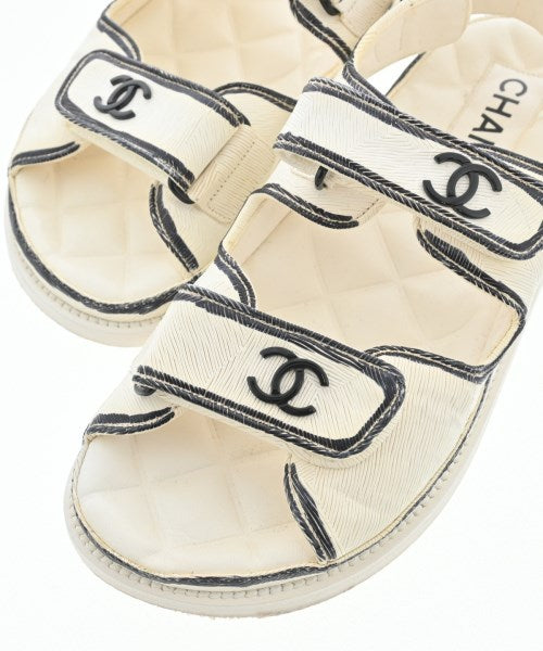 CHANEL รองเท้าแตะ