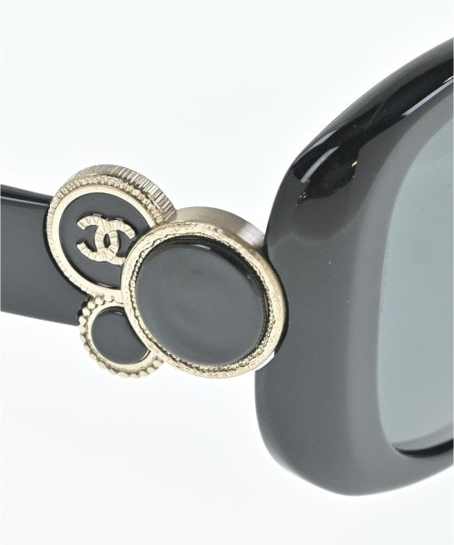 CHANEL แว่นกันแดด