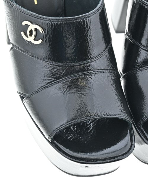 CHANEL รองเท้าแตะ