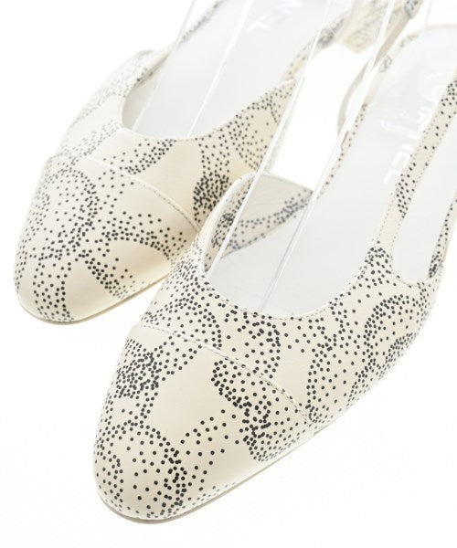 CHANEL รองเท้าแตะ