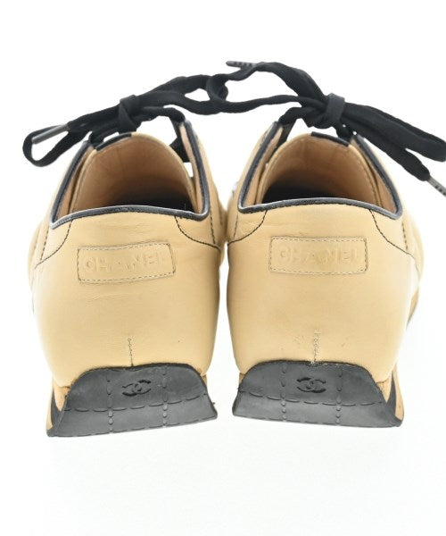 CHANEL รองเท้าผ้าใบ