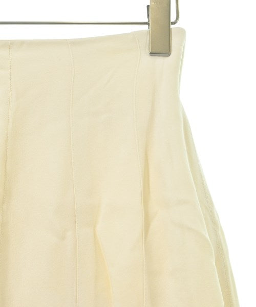 CHANEL กระโปรงยาวถึงเข่า