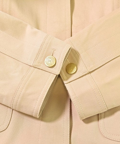 CHANEL แจ็คเก็ตเบลาส์ อื่น