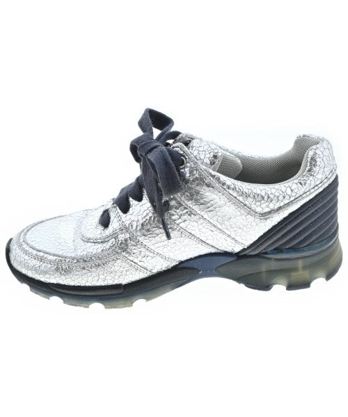 CHANEL รองเท้าผ้าใบ