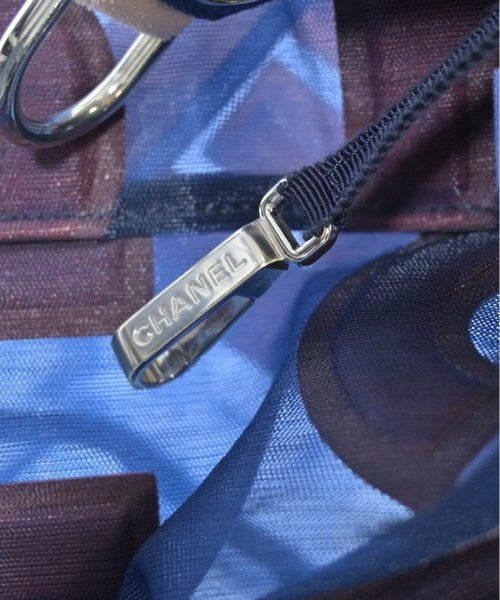 CHANEL กระเป๋าใส่อุปกรณ์ขนาดใหญ่