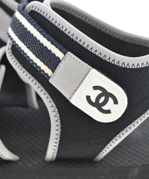 CHANEL รองเท้าแตะ