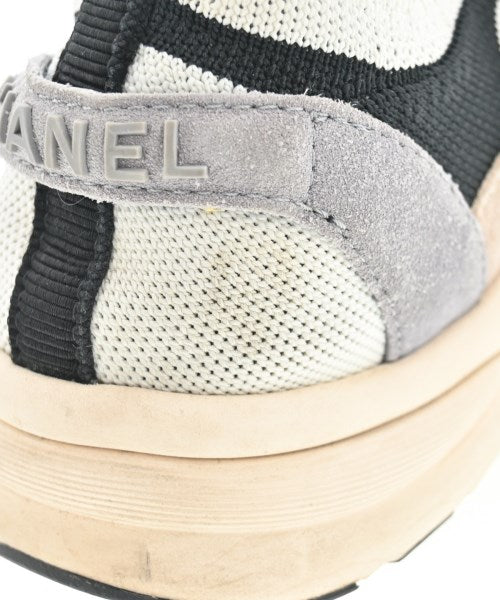 CHANEL รองเท้าผ้าใบ