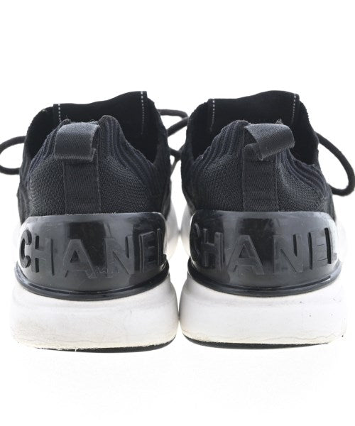 CHANEL รองเท้าผ้าใบ
