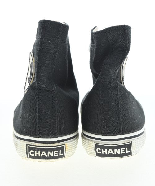 CHANEL รองเท้าผ้าใบ
