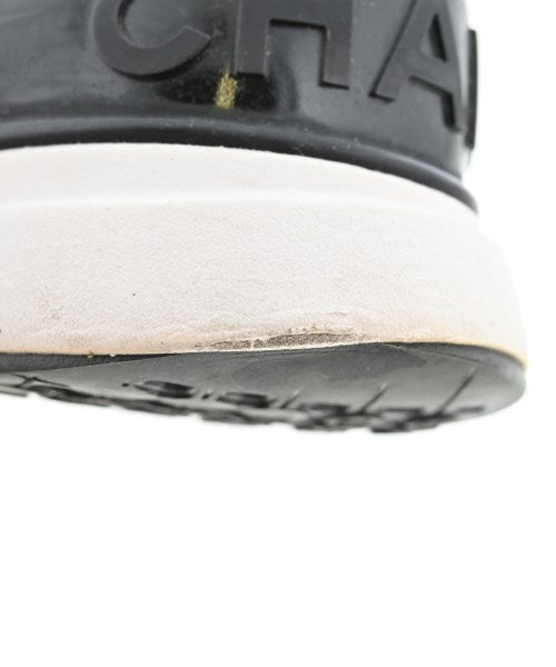 CHANEL รองเท้าผ้าใบ