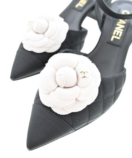 CHANEL รองเท้าแตะ