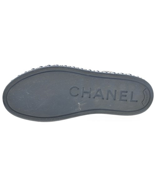 CHANEL รองเท้าผ้าใบ