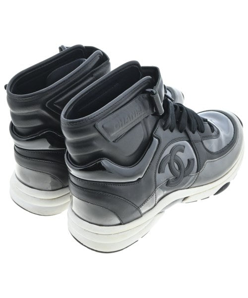 CHANEL รองเท้าผ้าใบ