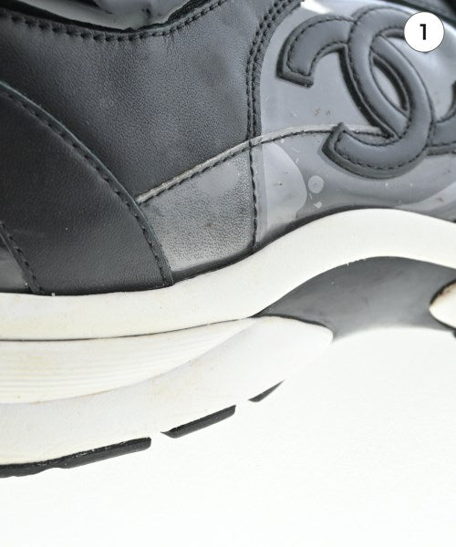 CHANEL รองเท้าผ้าใบ