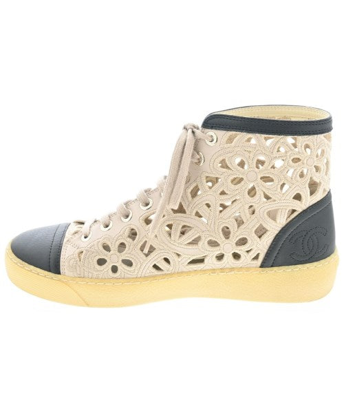 CHANEL รองเท้าผ้าใบ